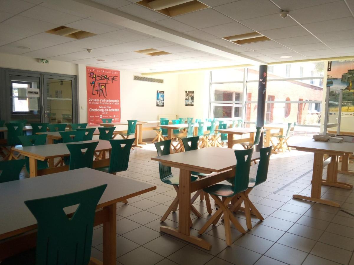 Auberge De Jeunesse Hi Cherbourg Cherbourg-en-Cotentin Exterior foto